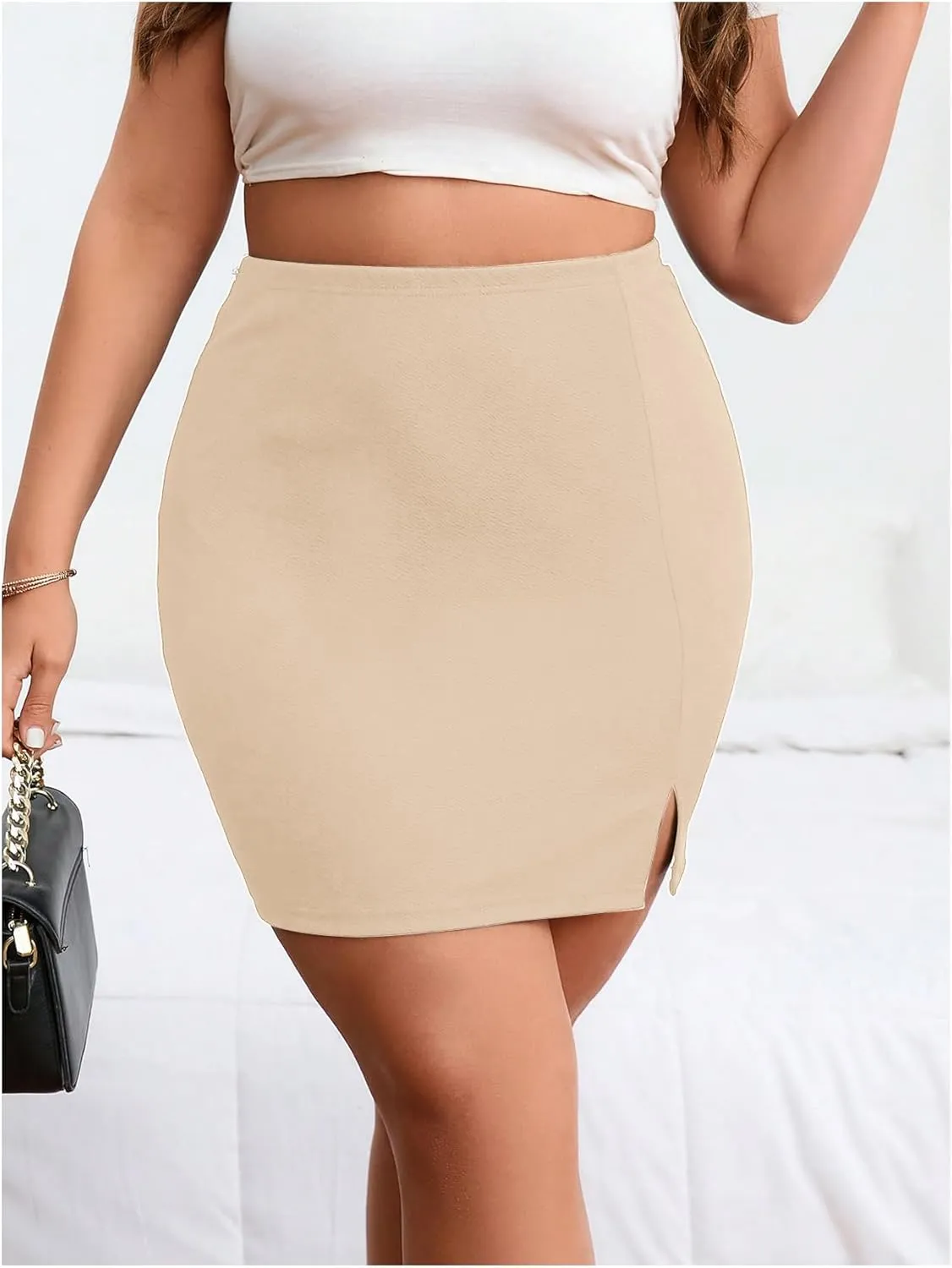 COZYEASE Women's Plus Size Ruched Bodycon Skirt Slim Fit Mini Skirt with Slit Trendy Elegant Bottoms
