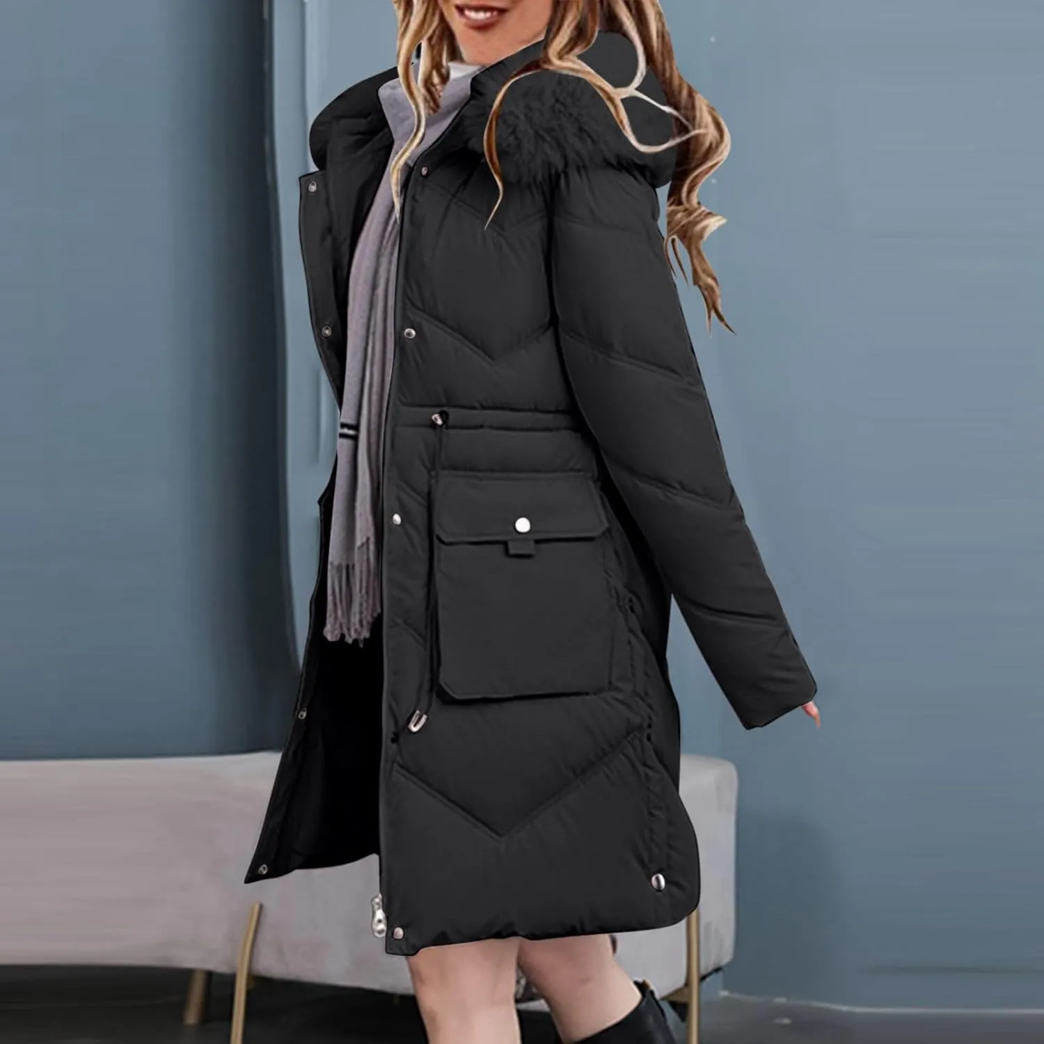 Women's Long Winter Puffer Coat 2024 Trendy Thickened Warm Down Jacket Windproof Parka Outerwear With Faux Fur Hood